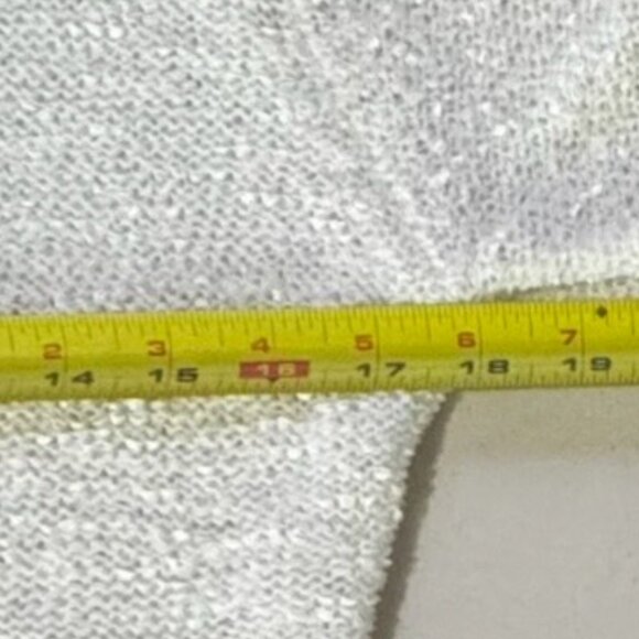 BM Collection White Knit Sweater 3/4 Sleeve Floral Top Embroidery Accent Small - Picture 7 of 8